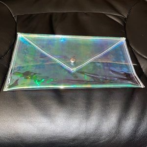 🔥Sale🔥 .New Clear holographic/iridescent clutch..NWOT